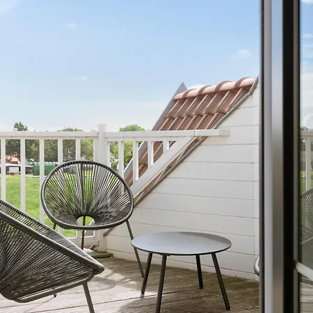 בית נופש Spacious And Peaceful Farmhouse In The Countryside Of Knokke *